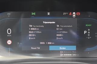 Volvo XC60 Volvo XC60 T6 350PK AWD Plus Dark | Climate | Getint Glas | Trekhaak - afbeelding nr 23