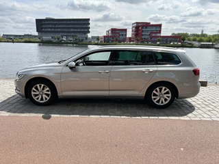 Volkswagen Passat Volkswagen Passat Variant 1.4 TSI ACT Connected Series Aut Navi ECC Pano Trekhaak - afbeelding nr 61
