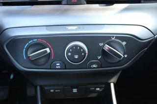 Hyundai i20 Hyundai i20 1.0 T-GDI Comf.Smart Aut. Navi/Led/Pdc/Cam/16