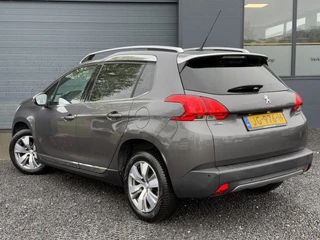 Peugeot 2008 Peugeot 2008 1.2 PureTech Allure 2e Eigenaar,Navi,Pano,Clima,Cruise,PDC,Automaat,N.A.P,APK tot 01-2026 - afbeelding nr 5