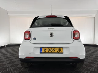 Smart Forfour Smart Forfour EQ Essential 18 kWh [ 3-Fase ] (INCL-BTW) Aut. *FULL-LEATHER | AIRCO | CRUISE | DAB+ | COMFORT-SEATS | 15''ALU* - afbeelding nr 5