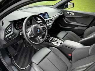 BMW 1 Serie BMW 1-serie 116d High Executive Sport Automaat LED|AppleCarplay|M stuur - afbeelding nr 19