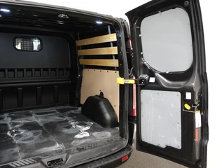 Ford Transit Custom Ford Transit Custom 300 2.0 TDCI L2H1 Limited Dubbele cabine Navigatie Airco 2x Schuifdeuren Trekhaak Parkeersenoren Carplay Trekhaak - afbeelding nr 37