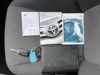 Toyota Verso Toyota Verso 1.8 VVT-i 147 pk Dynamic AUT. | parkeersensor | trekhaak | camera | stoelverwarming | cruise control - afbeelding nr 35