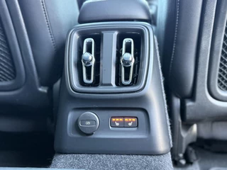 Volvo XC40 Volvo XC40 1.5 T4 Recharge R-Design |Pano|Harman Kardon|Memory|360CAM|Winter| - afbeelding nr 30