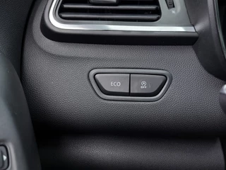 Renault Kadjar Renault Kadjar 1.2 TCe 131pk Intens Pack-Tech | Navi | Clima | Cruise | Keyless Entry | Pdc V+A+Assist+Camera | Dodehoek+Rijstrook+Licht+Regensensor | Mistlampen | Privacy Glass | 17''lm - afbeelding nr 24