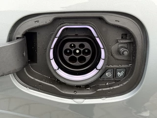 Ford Kuga Ford Kuga 2.5 PHEV ST-Line X 243pk | Driver Assistance pack | Matrix LED | Black Package | Wegklapbare Trekhaak | Panoramadak | Winterpack | 2.100kg Trekgewicht - afbeelding nr 16