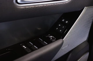 Land Rover Range Rover Velar Land Rover RANGE ROVER VELAR P400e | 22