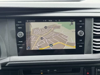 Volkswagen Transporter Volkswagen Transporter 2.0 TDI L2H1 28 Comfortline Navigatie Trekhaak Carplay Cruise Airco Lat om lat 4 Seizoenen banden - afbeelding nr 26