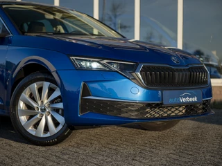 Škoda Octavia | Matrix LED | Lodge Interieur | Chrome pakket | Stoel-, Stuur- & voorruitverwarming | Navi 13inch | Wireless App-connect | El. achterklep m.sensor | ACC | Winterpakket - afbeelding nr 27