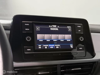 Volkswagen T-Roc Volkswagen T-Roc 1.5 TSI Style | CARPLAY | CRUISE | PDC - afbeelding nr 40