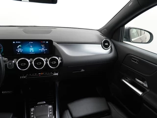 Mercedes-Benz GLA Mercedes-Benz GLA 250e Luxury // Trekhaak // Carplay // WideScreen // Navigatie // LED Koplampen // Cruise Control - afbeelding nr 19