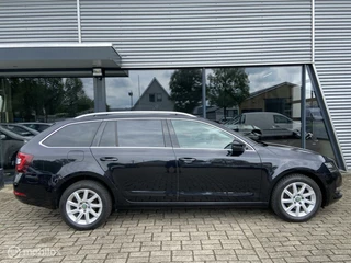 Škoda Octavia Skoda Octavia Combi 1.0 TSI Greentech Ambition Business carplay adaptive cruise - afbeelding nr 7