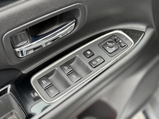Mitsubishi Outlander Mitsubishi Outlander 2.4 PHEV Intense+ | Panorama | Apple Carplay | Trekhaak | - afbeelding nr 36