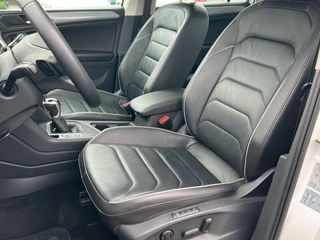 Volkswagen Tiguan Volkswagen Tiguan 1.4 TSI DSG LIFE E-HYBRID PANO-DAK/CAMERA/LEDER/MEMORY/NAVI/ACC/CARPLAY/STOELVERW - afbeelding nr 11