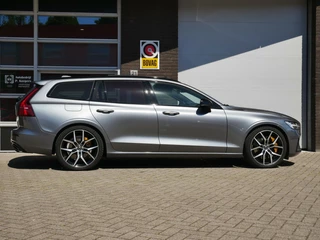 Volvo V60 Volvo V60 2.0 T8 Twin Engine AWD Polestar Engineered bowers & wilkins FULL OPTION - afbeelding nr 12
