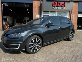 Volkswagen Golf - 35450857-0