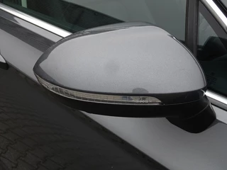Volkswagen Passat Volkswagen Passat Variant TSI GTE 218PK DSG / Highline / R-Line / LED - afbeelding nr 51