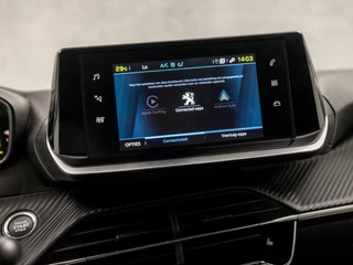 Peugeot e-208 Peugeot e-208 EV Allure Sport 50 kWh Automaat (APPLE CARPLAY, GROOT NAVI, 360 CAMERA, KEYLESS, SPORTSTOELEN, GETINT GLAS, LM VELGEN, LED KOPLAMPEN, NIEUWSTAAT) - afbeelding nr 28