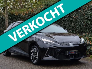 MG MG4 EV 64 KhW Full Optie 360 Cam Pilot CarPlay LED Electric 5 jaar Fabrieksgarantie! 1e- EigenaarNL NAP Top staat Luxury 64 kWh