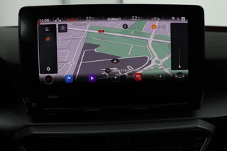 SEAT Leon SEAT Leon 1.5 eTSI FR Intens | Stoel & stuurverwarming |  Adaptive cruise | Trekhaak | Carplay | Sfeerverlichting | Camera | Navigatie - afbeelding nr 11