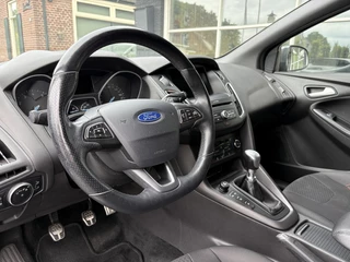 Ford Focus Ford Focus Wagon 1.5 ST-Line CAMERA | 19 INCH | STOELVERW | STUURVERW - afbeelding nr 8