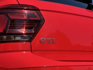 Volkswagen Polo Volkswagen Polo 2.0 TSI GTI, NIEUW MODEL, NAVI, AIRCO, CARPLAY, STOELVERWARMING, PARKEERSENSOREN VOOR/ACHTER, LICHTMETAAL 17