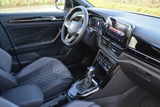 Volkswagen T-Roc Volkswagen T-Roc 1.5 TSI R-Line Edition Black Style panoramadak/trekhaak - afbeelding nr 91