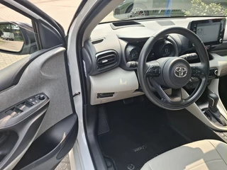 Toyota Yaris Toyota Yaris 1.5 Hyb. Executive - afbeelding nr 11