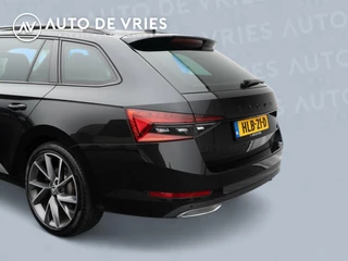 Škoda Superb Skoda Superb Combi 1.4 TSI iV 218pk Sportline | Panoramadak | Leder | Travel Assist | Sfeerverlichting - afbeelding nr 32