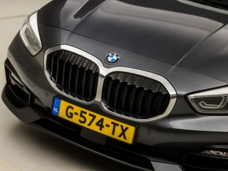 BMW 1 Serie Automaat (APPLE CARPLAY, GROOT NAVI, LEDER, LIVE COCKPIT PRO, SFEERVERLICHTING, SPORTSTOELEN, LED KOPLAMPEN, CRUISE, NIEUWE APK, NIEUWSTAAT) - afbeelding nr 30