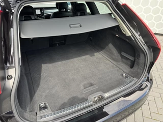 Volvo V90 Volvo V90 2.0 T4 Sport Black Edition Trekhaak NAP Leder Led - afbeelding nr 37