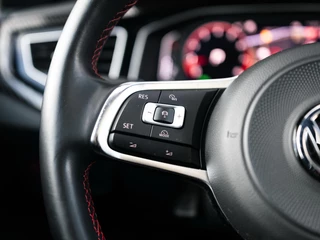 Volkswagen Polo Volkswagen POLO 2.0 TSI GTI Pano Navi Blindspot PDC CarPlay - afbeelding nr 22