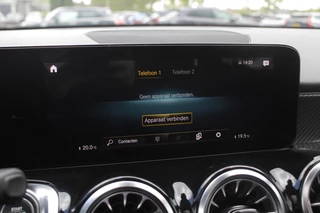 Mercedes-Benz GLB Mercedes-Benz GLB 200 Premium Plus 7p. / Panoramadak / Camera / 20'' / Sfeerverlichting / Navigatie / Dodehoek / DAB / Stoelverwarming / Cruise Control - afbeelding nr 24
