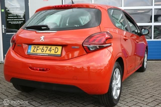 Peugeot 208 Peugeot 208 1.2 PureTech Blue Lease Executive AIRCO/CRUISE - afbeelding nr 6
