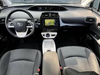 Toyota Prius Toyota Prius 1.8 Dynamic 2e Eigenaar,Navi,Clima,Cruise,Camera,Trekhaak,Elek Ramen,N.A.P,APK Tot 02-2026 - afbeelding nr 11