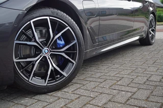 BMW 5 Serie BMW 5 Serie 530e (292pk) Laser/HUD/H&K/Pano/4-wielbesturing/Alle opties! - afbeelding nr 8