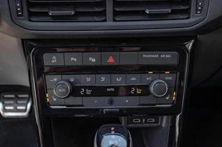 Volkswagen T-Cross Volkswagen T-Cross 1.5 TSI Style Business R, Half Leder - afbeelding nr 22