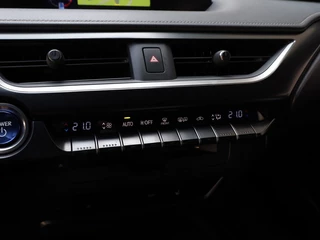 Lexus UX Lexus UX 250h Luxury Line | Leder | Head-up | Dodehoek - afbeelding nr 20