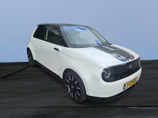 Honda e Honda e Advance 16