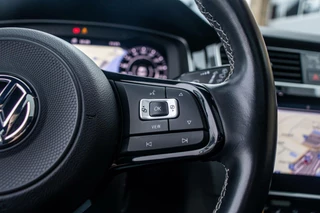 Volkswagen Golf Volkswagen Golf 2.0 TSI 4Motion R, Pano, Leder,Sfeer,Carplay - afbeelding nr 17