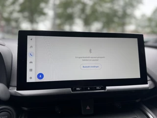 Toyota C-HR Dodenhoekdetectie, Navigatie, Parkeersensoren V + A , All-in Rijklaarprijs - afbeelding nr 33
