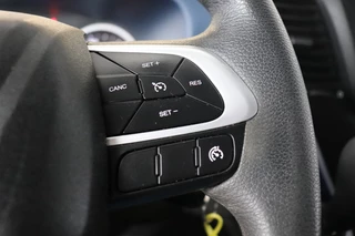 Iveco Daily - Airco - Cruise - Trekhaal - € 23.950, - Excl. - afbeelding nr 17
