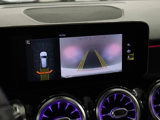 Mercedes-Benz GLB Mercedes-Benz GLB 200 AMG Sport [SCHUIFKANTELDAK, BURMESTER SOUND, APPLE CARPLAY, ANDROID, MEMORY SEATS, HALF LEDER, CAMERA, STOELVERWARMING, PDC V+A, CRUISE, NIEUWSTAAT] - afbeelding nr 18