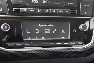 Volkswagen up! Volkswagen up! 1.0 Clima/Camera/PDC/Cruise/Stoelverwarming - afbeelding nr 18