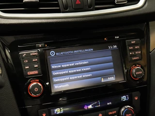 Nissan QASHQAI Nissan QASHQAI 1.2 N-Connecta [PANORAMADAK, CAMERA V+A, KEYLESS ENTRY, CRUISE, CLIMATE, NIEUWSTAAT] - afbeelding nr 16