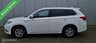 Mitsubishi Outlander Mitsubishi Outlander 2.4 PHEV Pure 4x4 / CAMERA / 1EIG - afbeelding nr 2