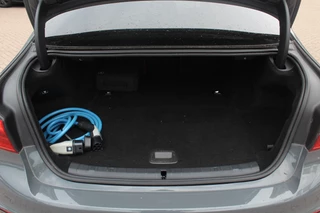BMW 5 Serie BMW 5 Serie 530e iPerformance High Executive / Schuifdak / 360Camera / Head-up / 20'' / Volleder / Harman Kardon / Keyless / Navigatie / Stoelventilatie / Stuurverwarming / Dodehoek / ACC - afbeelding nr 15