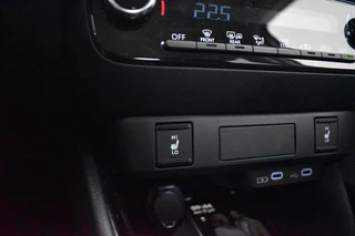 Toyota Yaris Toyota Yaris 1.5 HYBRID 115PK Style Automaat - afbeelding nr 24