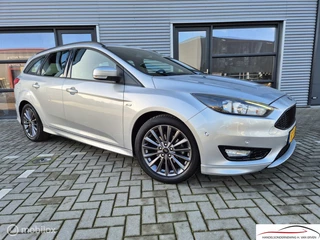 Ford Focus - 254500368-0